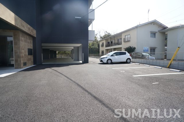 熊本市北区楡木１丁目の賃貸マンションの駐車場