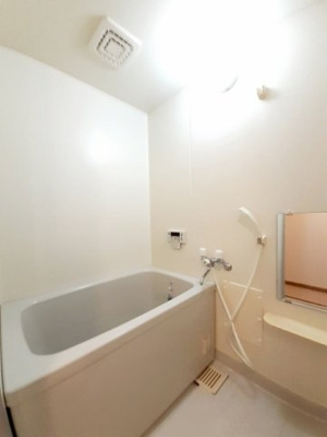 【浴室】 | ボー・セゾン　Ｂ | お風呂です