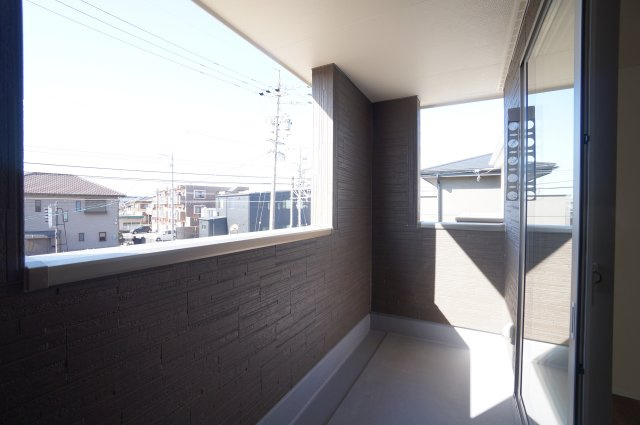 リーブルガーデン常滑市西之口2丁目　　1号棟のバルコニー|インナーバルコニー♪