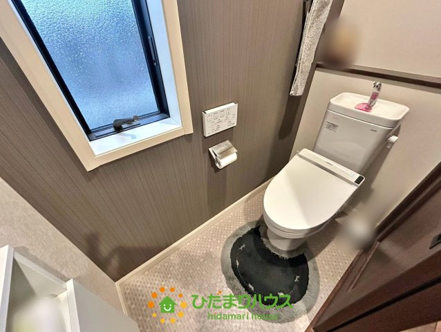 加須市琴寄　中古一戸建て　のトイレ