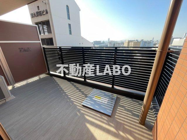 プレジオ弁天町のバルコニー