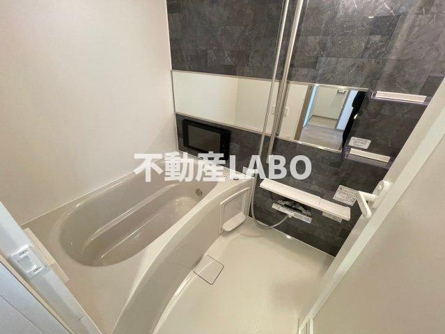プレジオ弁天町の浴室