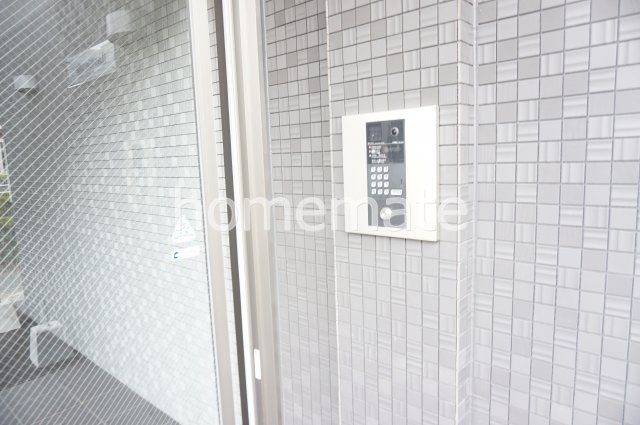 熊本市北区釜尾町の賃貸マンションのエントランス