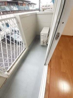 【バルコニー】 | サン住吉 | 暖かな日差しのふりそそぐバルコニー