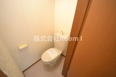 【トイレ】 | アンブランシェ | 落ち着いた色調のトイレです