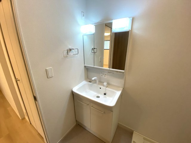 ソラリエビーの独立洗面台