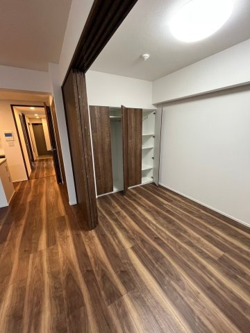 レーベン志木エグゼクティア　205の洋室