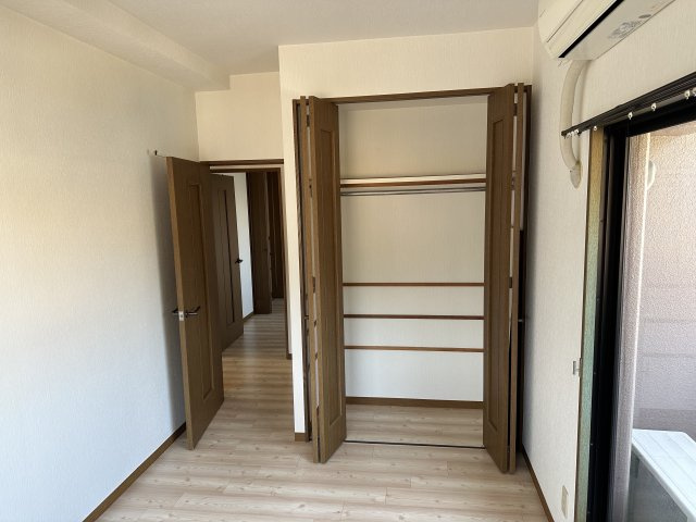 グランドパレス松崎の収納|ちょっとした収納スペースも充実しています