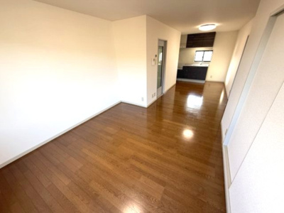 【居間・リビング】 | ディアス川南A