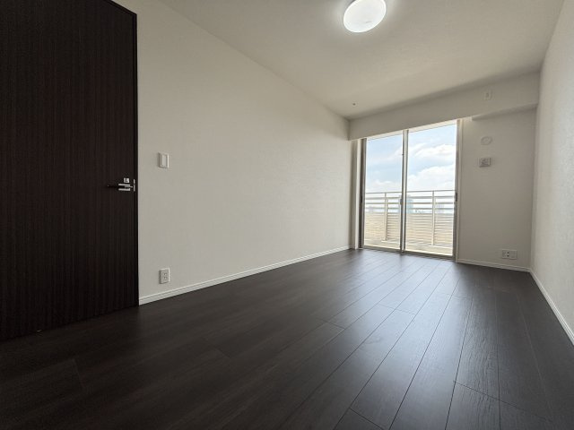 パークタワー梅田の洋室