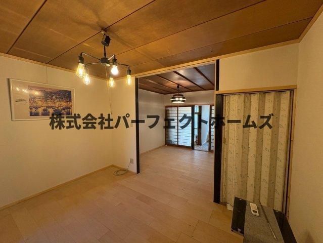 黄金野1丁目テラスハウスの洋室|洋室です