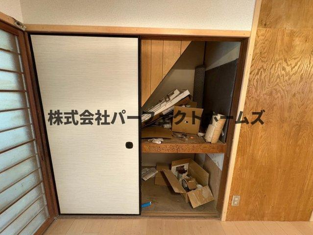 黄金野1丁目テラスハウスの収納|大きなスペースがあり、収納には困りません