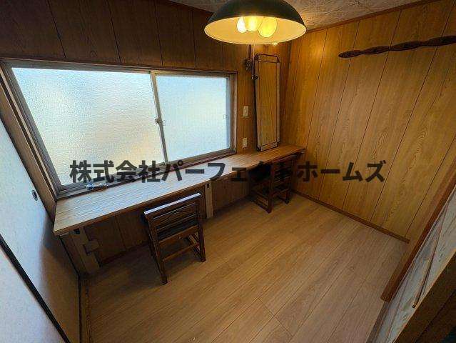 黄金野1丁目テラスハウスの洋室|きれいな洋室です