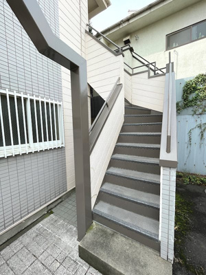 【エントランス】 | 富士見コーポB棟　14577 | 毎日通るエントランスはこのようになっています
