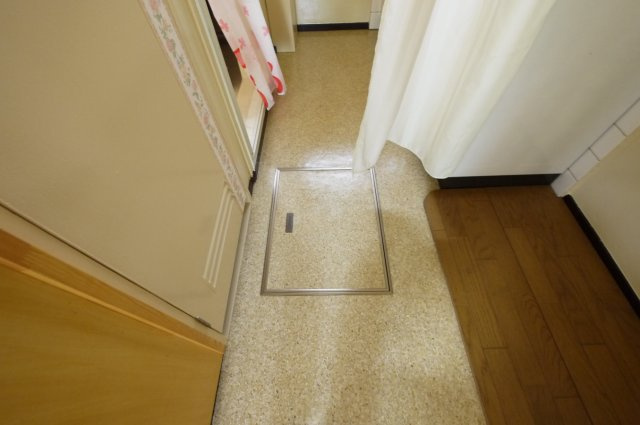 三輝本マンションの収納|床下収納ついてます