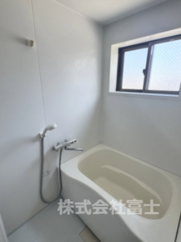 スズランハイツの浴室