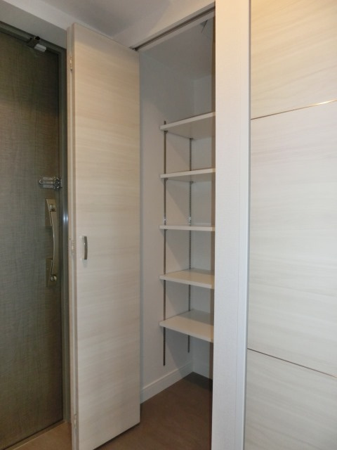 大阪市淀川区塚本２丁目の賃貸マンションの設備|シューズBOX