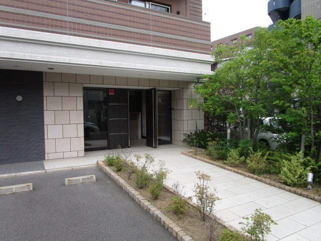 大阪市淀川区塚本２丁目の賃貸マンションのロビー