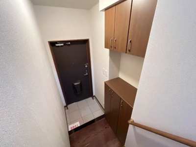 【玄関】 | オーキッド・すぎさわ | 玄関