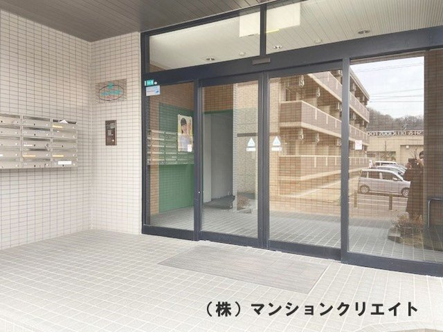グリーンパーク西木田のエントランス