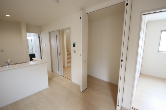 【収納】 | 《仲介手数料無料》西区大字中野林898-13(7号棟)新築一戸建てリーブルガーデン | 撮影日 2025年3月28日 14:15 曇り