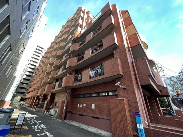 ライオンズマンション木町通の外観