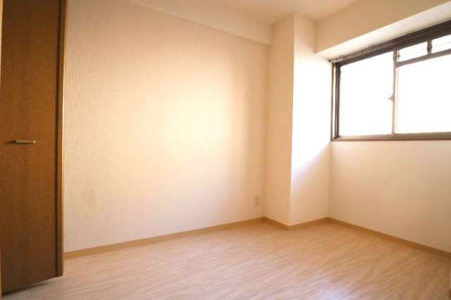 アビタシオン橋本IIの洋室|洋室5帖