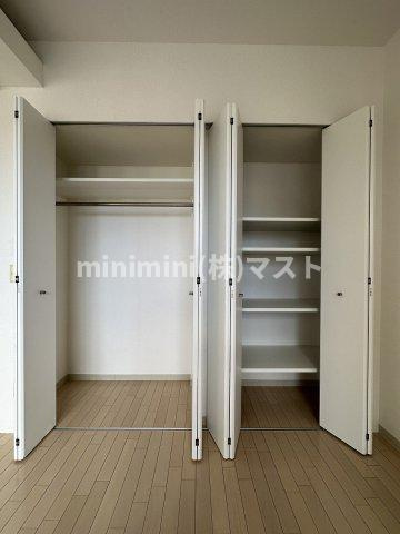 コスモリード谷町六丁目（旧ドゥーエ谷町）の収納