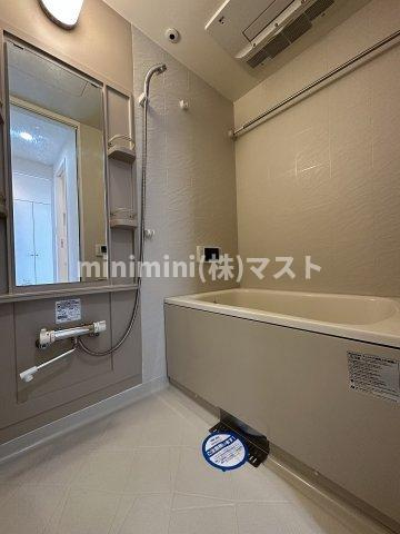 コスモリード谷町六丁目（旧ドゥーエ谷町）の浴室