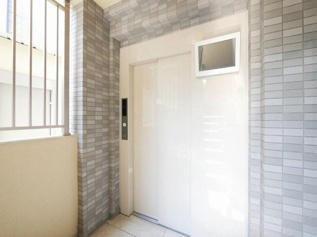 リバーヒルズ新大阪の設備|エレベーター