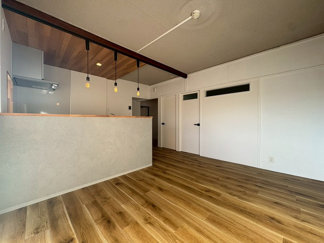 【居間・リビング】 | ヴィラ日の里