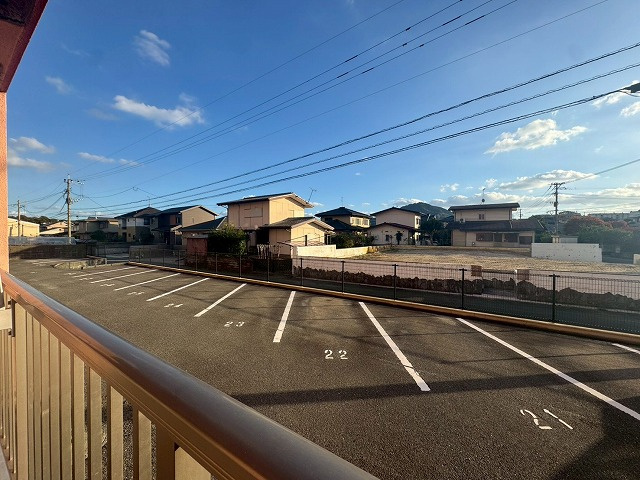 【駐車場】 | ヴィラ日の里