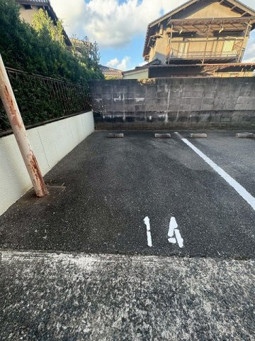 【駐車場】 | ヴィラ日の里