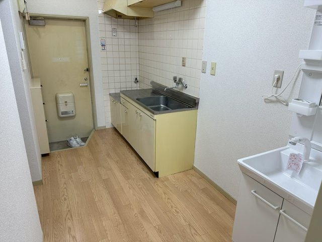 ハイツ山の手の居間・リビング