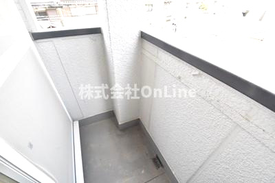 【バルコニー】