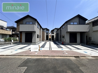 【前面道路含む現地写真】 | 販売現地
スタイリッシュな外観でゆったりした空間が魅力的です♪