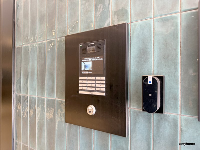 コンフォリア・リヴ北浜平野町　仲介手数料無料のセキュリティ