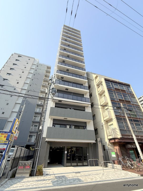 コンフォリア・リヴ北浜平野町　仲介手数料無料の外観