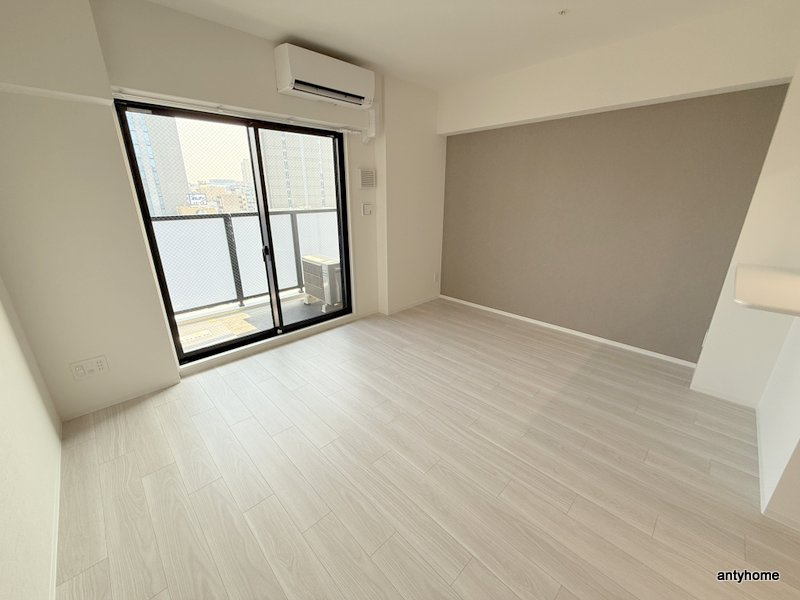 コンフォリア・リヴ北浜平野町　仲介手数料無料の寝室