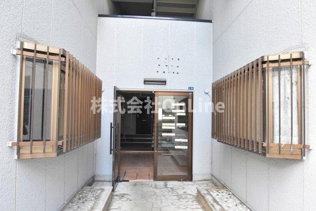 【エントランス】