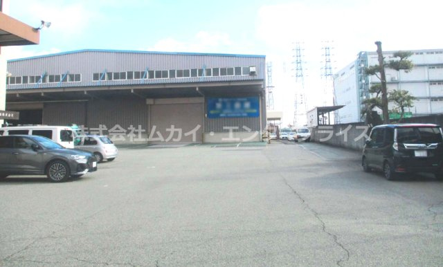 西淀川区中島2丁目　貸倉庫の駐車場