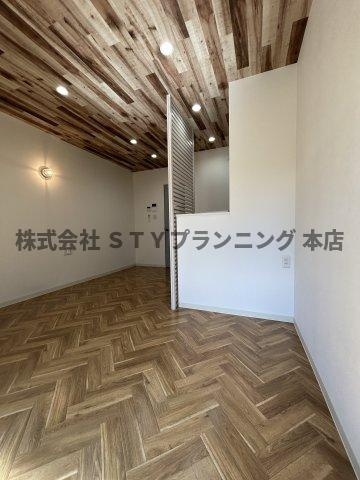 仲介手数料０円！Calm御器所の居間・リビング