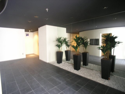 【エントランス】 | 仲介手数料半額！HPには初期費用掲載！アソシアグロッツォ・クアトロ博多