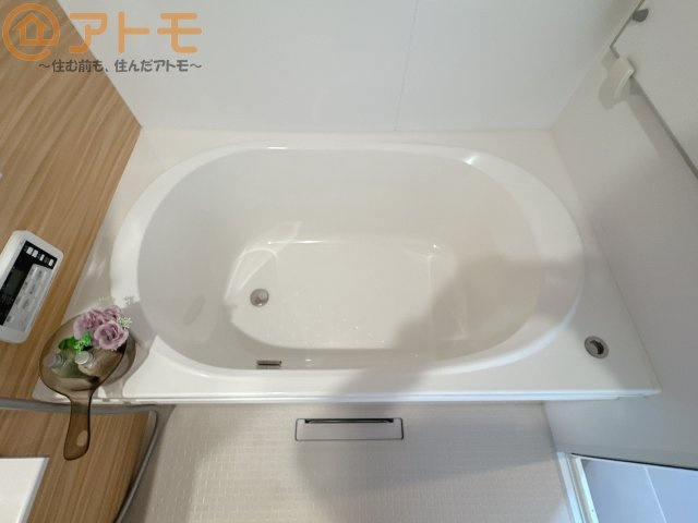 【浴室】 | 藤枝市藤岡4丁目　中古戸建　全1棟 | ボタンひとつで湯張りの完了するオートバス！