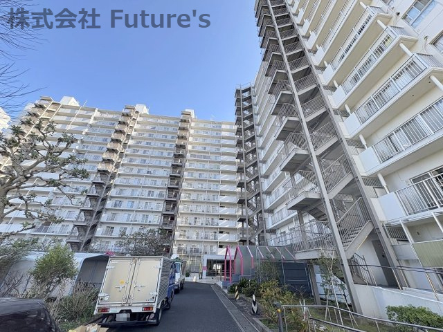 パークフィールドみさと4街区2号館の外観|ペット飼育可能な大型マンション