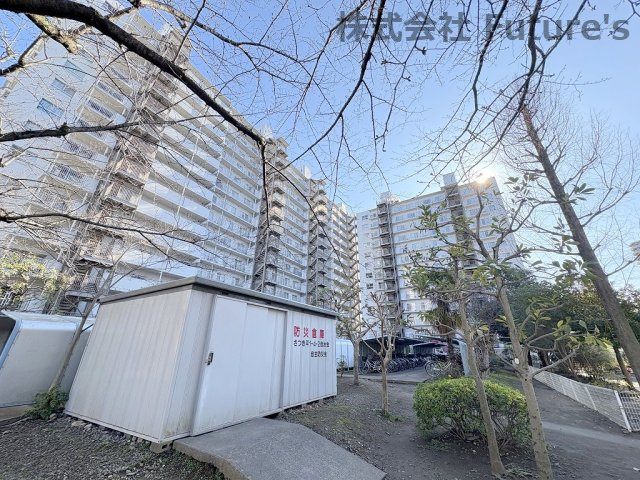 パークフィールドみさと4街区2号館の外観|総戸数190戸のビックコミュニティ