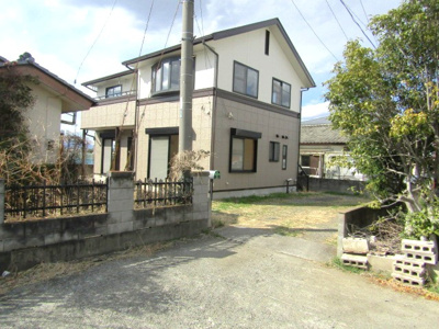 【前面道路含む現地写真】 | 【2階リビング】笛吹市石和町唐柏 | 前面道路含む現地写真です