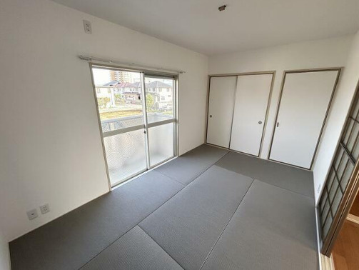 熊本市南区田迎３丁目のアパートのバルコニー