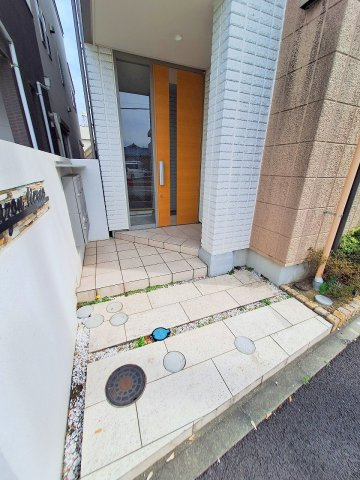 コラソン　ティエルノのエントランス