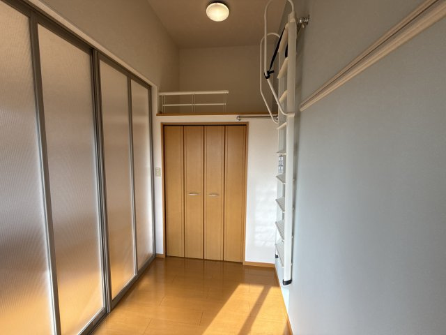 ジュネス谷川の寝室